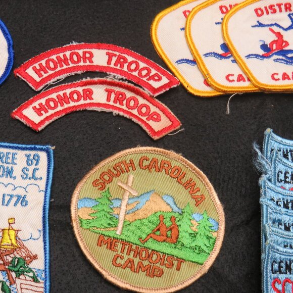 VTG Lot of #51 BSA Boy Scouts of America Patches/Bages - Picture 5 of 16